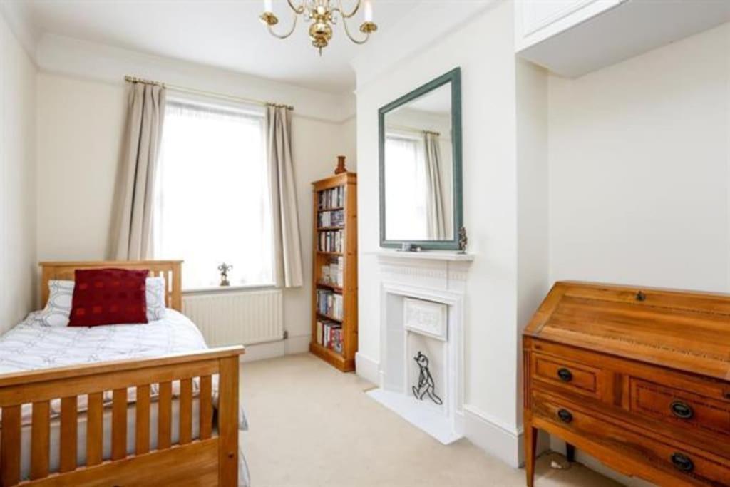 Large 3 Bed Flat In Central Wimbledon Londres Exterior foto